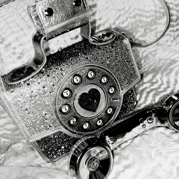 BETSEY Party Line Million Stars Silver Metallic PHONE PURSE Crossbody Bluetooth - Picture 9 of 16